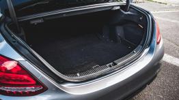 Mercedes C450 AMG Sport - mocny śpioch