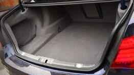 BMW 750d xDrive 381 KM - czego chcieć więcej?