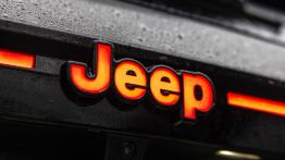 Amerykańska legenda w europejskim wydaniu. Nowy Jeep Compass wjeżdża do salonów z atrakcyjną ceną