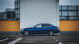 Mercedes-Benz Klasa C 300h - galeria redakcyjna - lewy bok