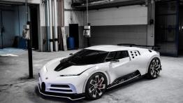 Bugatti Centodieci - widok z przodu