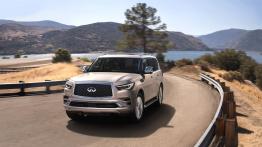 Infiniti QX80 (2018) - widok z przodu