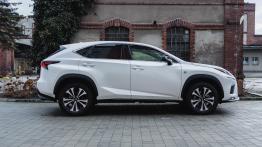 Lexus NX 300 - galeria redakcyjna (3) - prawy bok