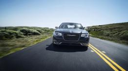 Chrysler 300C Platinum 2015 - widok z przodu