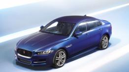 Jaguar XE 2.0d R-Sport (2015) - lewy bok