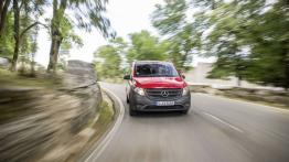 Mercedes Vito III Tourer Base 114 CDI (2014) - widok z przodu