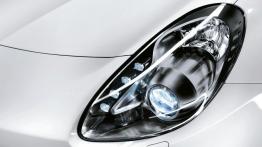 Alfa Romeo Giulietta Collezione (2015) - lewy przedni reflektor - włączony