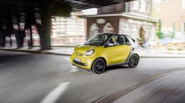 Smart Fortwo Cabrio (2016) - widok z przodu