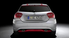 Mercedes A 180 Sport (W176) 2013 - widok z tyłu