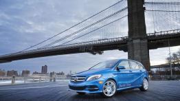 Mercedes Klasa B W246 Sports Tourer 180 CDI BlueEFFICIENCY Edition 109KM 80kW 2013-2015