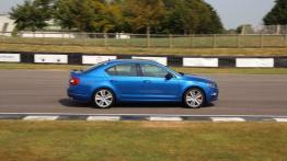Skoda Octavia III RS - galeria redakcyjna - prawy bok