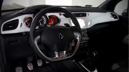 Citroen DS3 Hatchback 3d 1.6 THP 150KM - galeria redakcyjna - pełny panel przedni