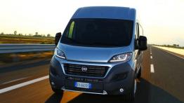 Fiat Ducato III Facelifting Furgon (2014) - widok z przodu