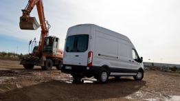 Ford Transit 2014 - galeria redakcyjna - widok z tyłu