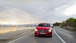 Mercedes A 180 (W176) 2012 - widok z przodu