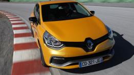 Renault Clio IV RS 200 (2013) - widok z przodu