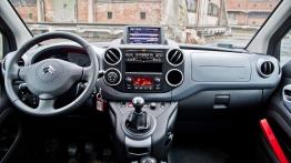Citroen Berlingo II Combi 1.6 HDI FAP 110KM - galeria redakcyjna - pełny panel przedni