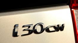 Hyundai i30 I CW 1.6 DOHC CVVT 126KM 93kW 2008-2010