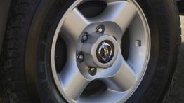 Nissan NP300 Double Cab 2.5 TD 133KM 98kW 2008-2012