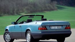 Mercedes Klasa E W124 Cabrio 3.2 220KM 162kW 1993-1996