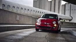 Fiat 500 - wersja amerykańska - widok z przodu