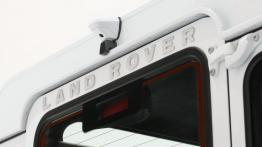 Land Rover Defender III 90 Station Wagon 2.2 TD4 122KM 90kW 2012-2016