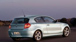 BMW Seria 1 Hatchback 3D - widok z tyłu