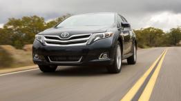 Toyota Venza Facelifting - widok z przodu
