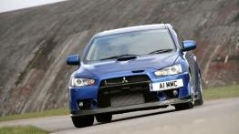 Mitsubishi Lancer Evolution X FQ-400 - widok z przodu