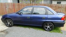 Opel Astra F