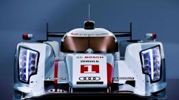 Audi R18 e-Tron hybrid quattro - przód - reflektory wyłączone