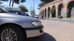 Opel Omega B Sedan - galeria społeczności - zderzak przedni