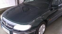 Opel Omega B Sedan 3.2 V6 ECOTEC 218KM 160kW 2000-2003