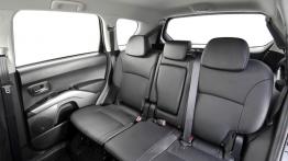 Peugeot 4007 - tylna kanapa