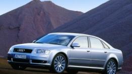 Audi A8 2002 - widok z przodu