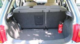 Fiat Stilo 1.9 JTD Active (115 KM) - tył - bagażnik otwarty