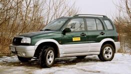 Suzuki Grand Vitara 2.0 - lewy bok