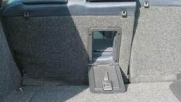 Fiat Stilo Multi Wagon 1.9 JTD Dynamic - bagażnik - inne ujęcie