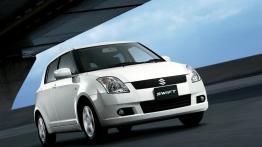 Suzuki Swift - widok z przodu