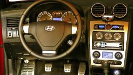 Hyundai Coupe 2007 - kokpit