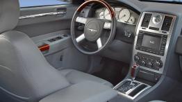Chrysler 300C Touring - kokpit
