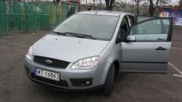 Ford Focus C-MAX 1.8 Ambiente - galeria redakcyjna - widok z przodu