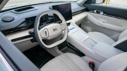 Geely EX5