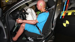 Mazda 3 1.6 'Touring', LHD