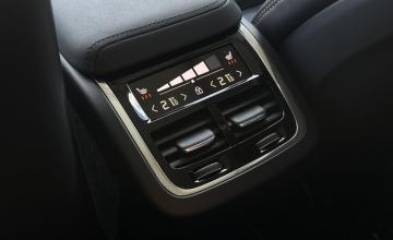 Volvo XC60 II 2025 Ultra Motyw: Dark, zdjęcie 13