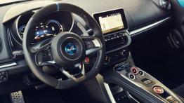 Alpine A110: Sprzedane, czekamy na więcej