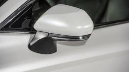 Toyota Camry – zelektryfikowany powrót