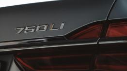 BMW 750Li – limuzyny są passe?