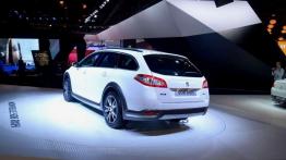 Powiew świeżości w klasie średniej - relacja z Paryża