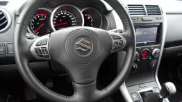 Suzuki Grand Vitara 2.4 VVT Premium - nadal świeża?